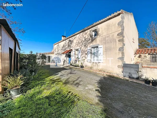 Longère 5 pièces 131 m² 