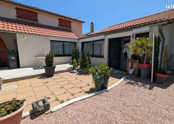 Maison 9 pièces 127 m² 