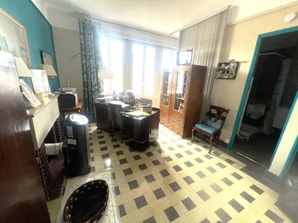 Studio 1 pièce 24 m² 