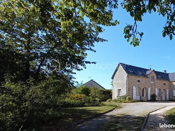 Maison 8 pièces 171 m² 