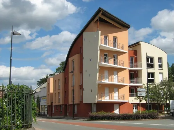 Construction récente, pour cet appartement lumineux de type 4 en duplex. 