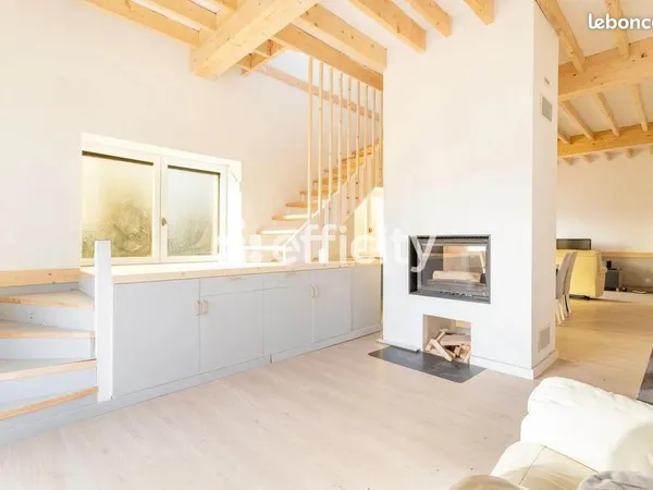 Maison 8 pièces 152 m² 