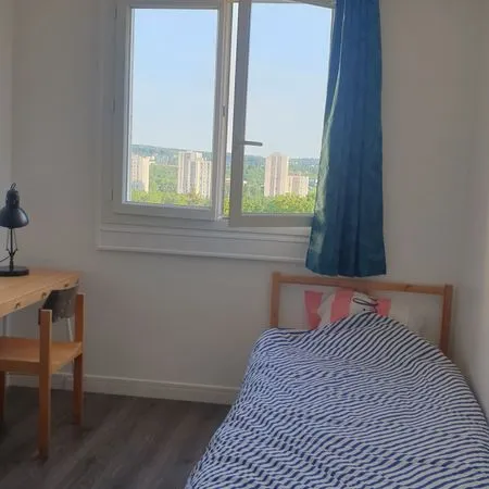 Chambre 12M2 en colocation à 300m RER B Antony 