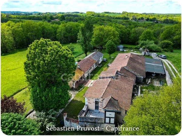 Maison 10 pièces 145 m² 