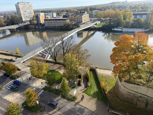THIONVILLE AVEC VUE PANORAMIQUE 103m2 300000EUR 