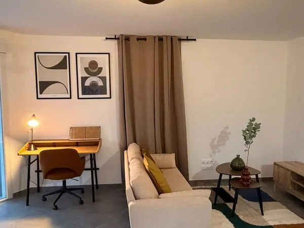 Chambre meublée à louer - Frontaliers Suisse - Première mise en location 