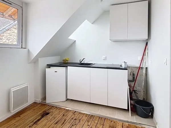 Appartement 1 pièce 14 m² 