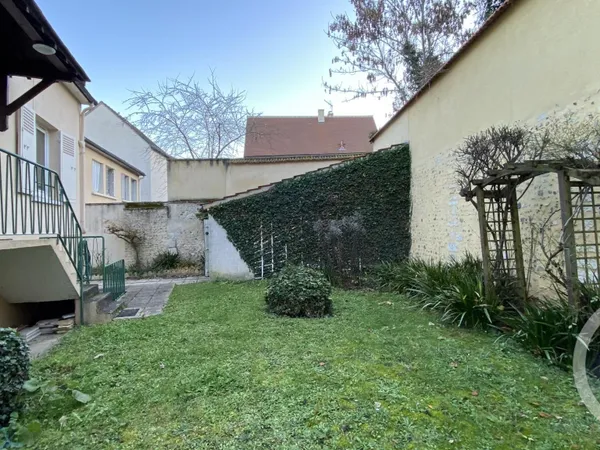 Maison 5 pièces 105 m² 