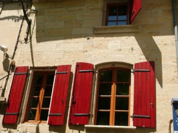 Maison de Village Provençale Atypique à Rénover à Barbentane 