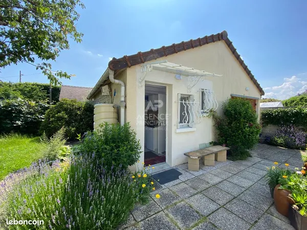 Studio 1 pièce 16 m² 