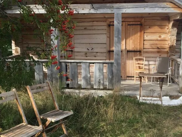 CHALET EN MADRIER EN LOZERE(48) 