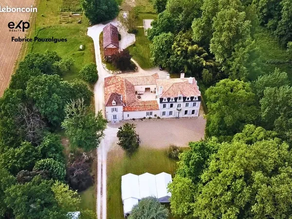 Propriété 20 pièces 533 m² 