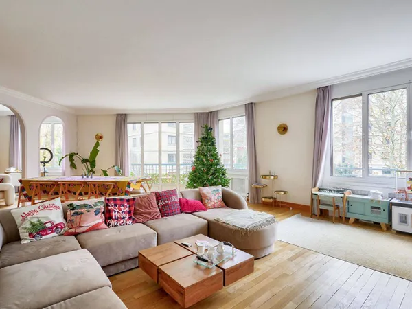 Appartement 7 pièces 183 m² 