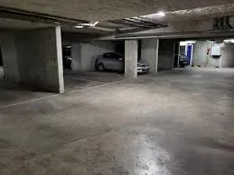 Parking 12 m² 