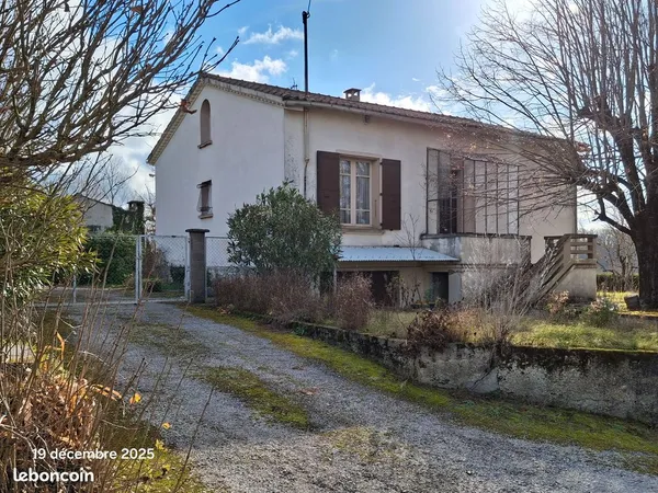 Maison années 50 - 96m² hab. Sous-sol et dépendances 