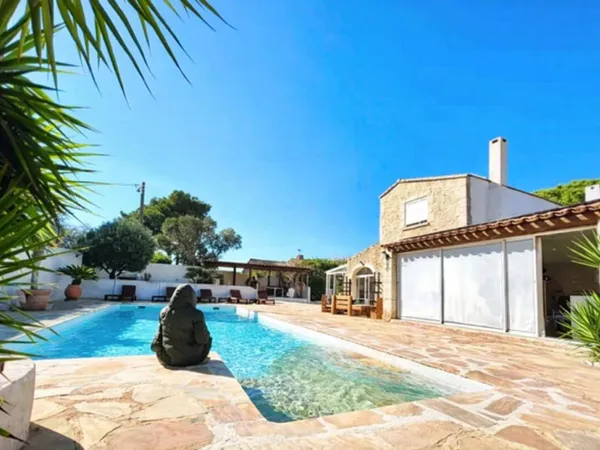 Maison de ville 11 pièces 340 m² 