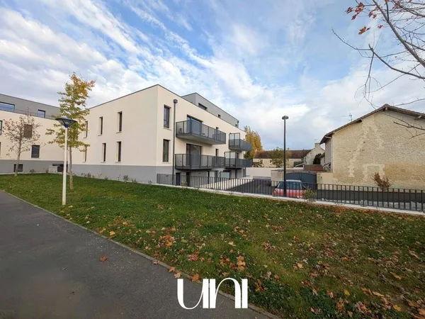 Appartement 4 pièces 93 m² 