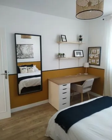 Chambre meublée disponible dans colocation féminine 
