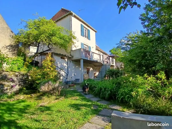 Maison 6 pièces 147 m² 