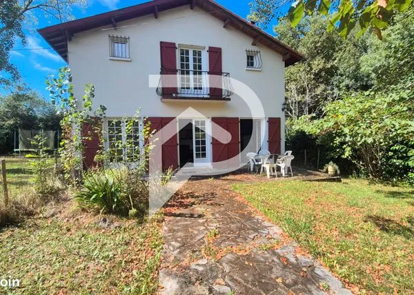 Maison 7 pièces 168 m² 