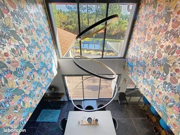 Villa 6 pièces 205 m² 
