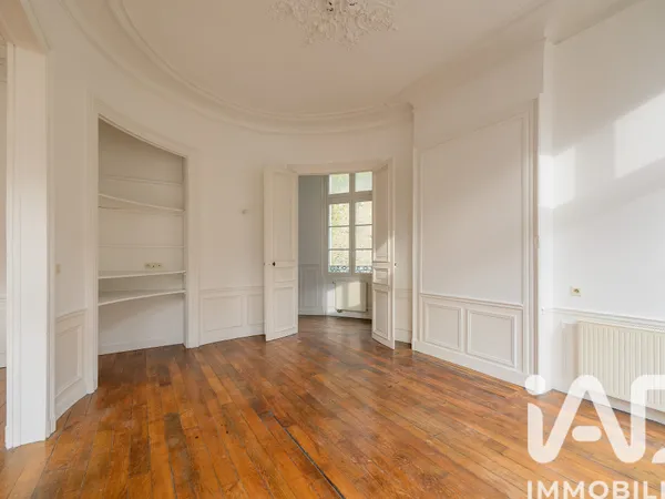 Appartement 6 pièces 146 m² 