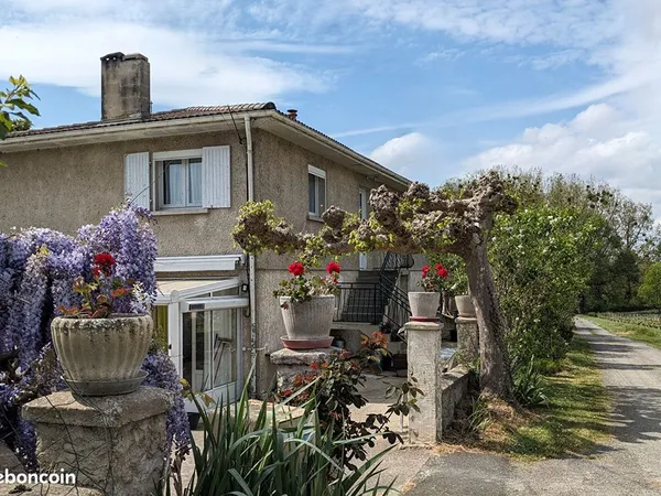 Maison 8 pièces 195 m² 