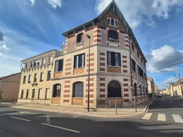 Immeuble 876 m² 