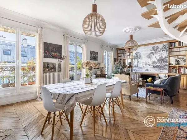 Duplex 8 pièces 162 m² 