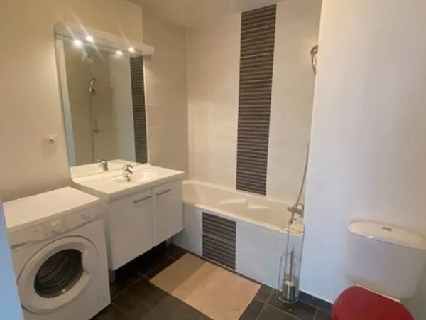 Studio 1 pièce 23 m² 