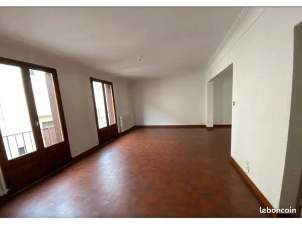 Appartement 1 pièce 117 m² 