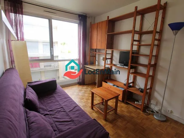 Studio 1 pièce 14 m² 