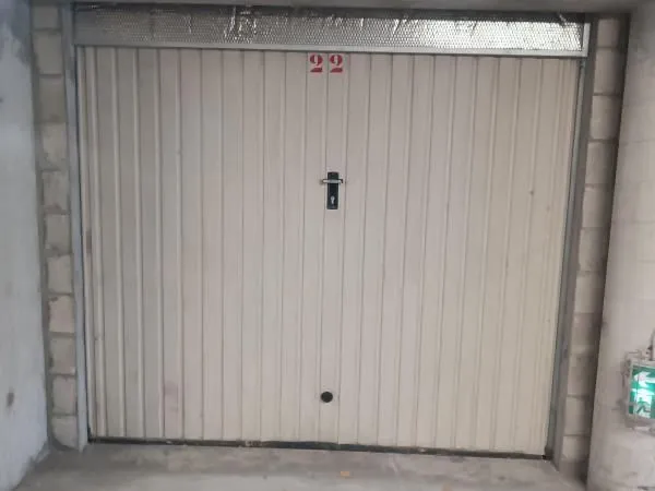 Garage/box 15 m² Launaguet 