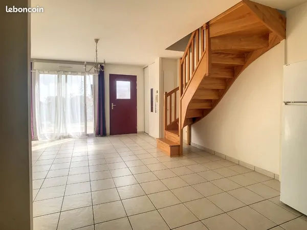 Duplex 3 pièces 70 m² 