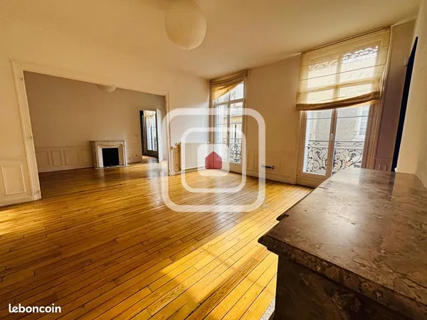 Appartement 6 pièces 158 m² 