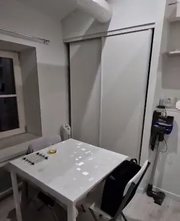 A louer Studio - Secteur Porte de la Craffe 