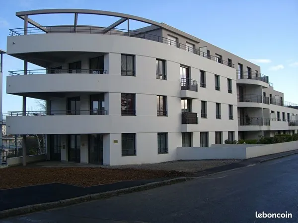 Studio 1 pièce 22 m² 