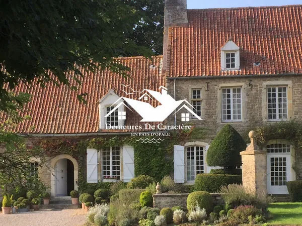 Maison 6 pièces 259 m² 