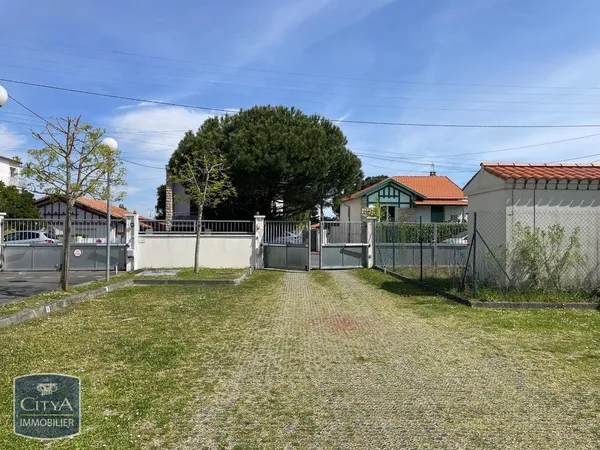 Parking - Garage Location Royan   53€