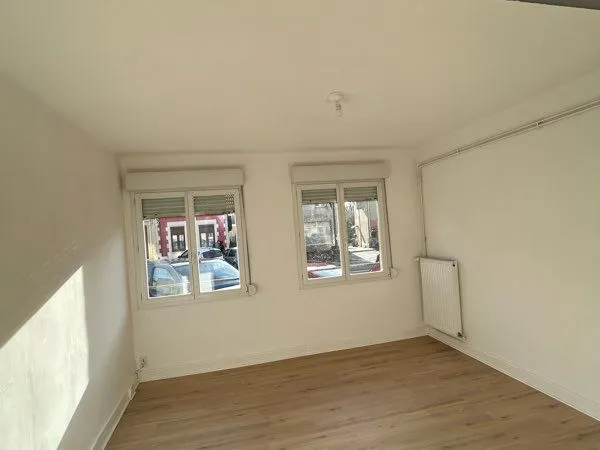 Appartement T2 rénové - 50 m² - Rez-de-chaussée 