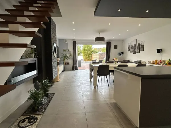 Maison 4 pièces 118 m² 