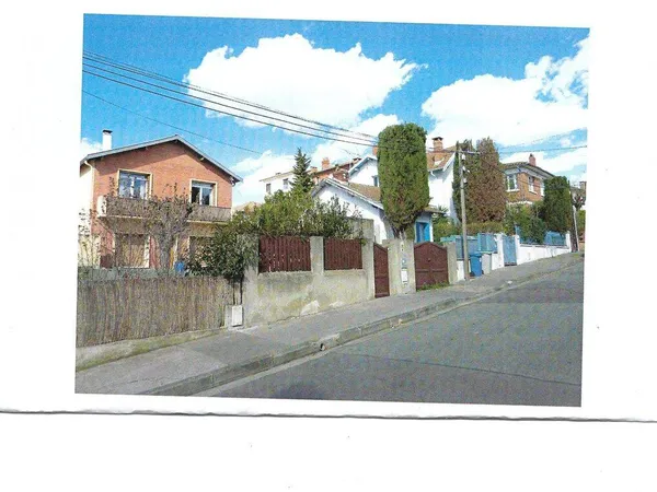 Maison 1 pièce 186 m² 