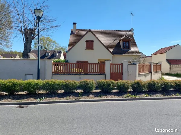 Maison familiale 125 m² - 4 chambres - Parfait état - Jardin & garage 