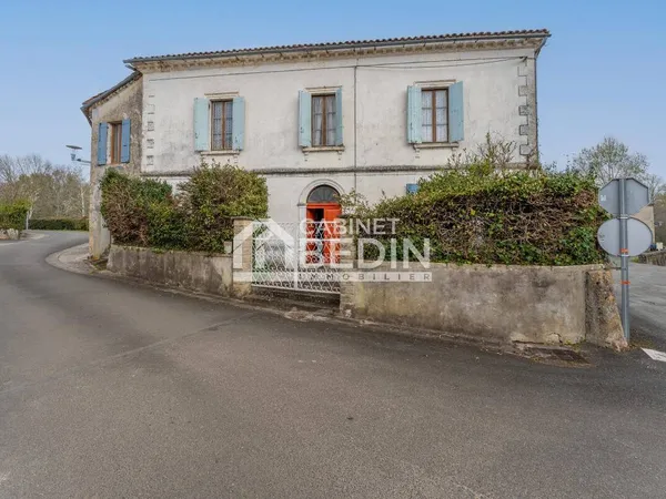 Maison 3 pièces 194 m² 