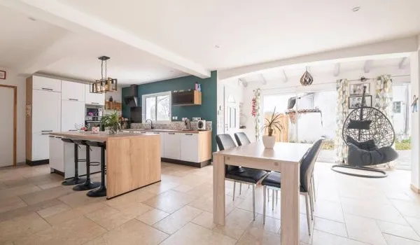 Maison 6 pièces 153 m² 