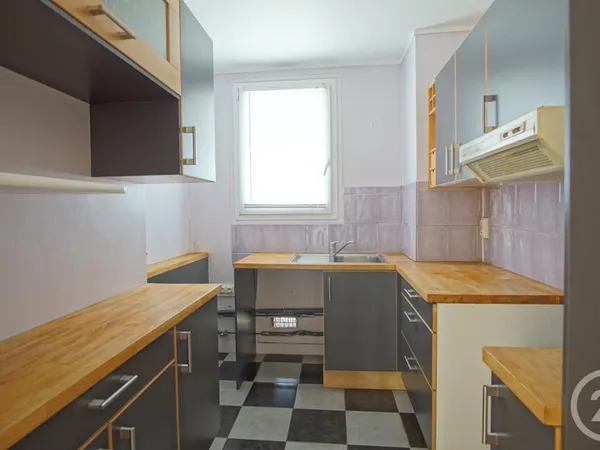 Appartement 4 pièces 63 m² 