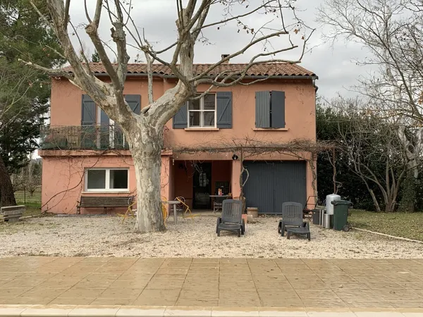 Maison meublée d'environ 100m2 à Graveson 