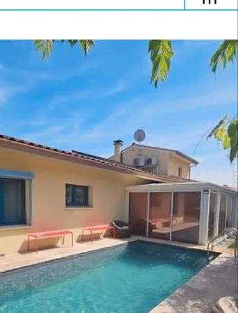 Ensemble immobilier 