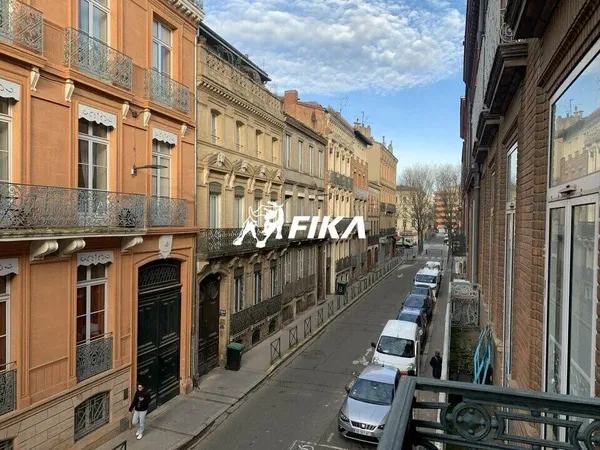 Bureau 330 m² 