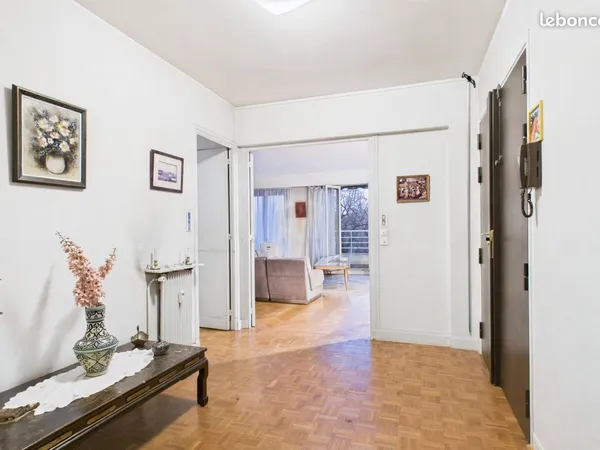 Appartement 6 pièces 140 m² 